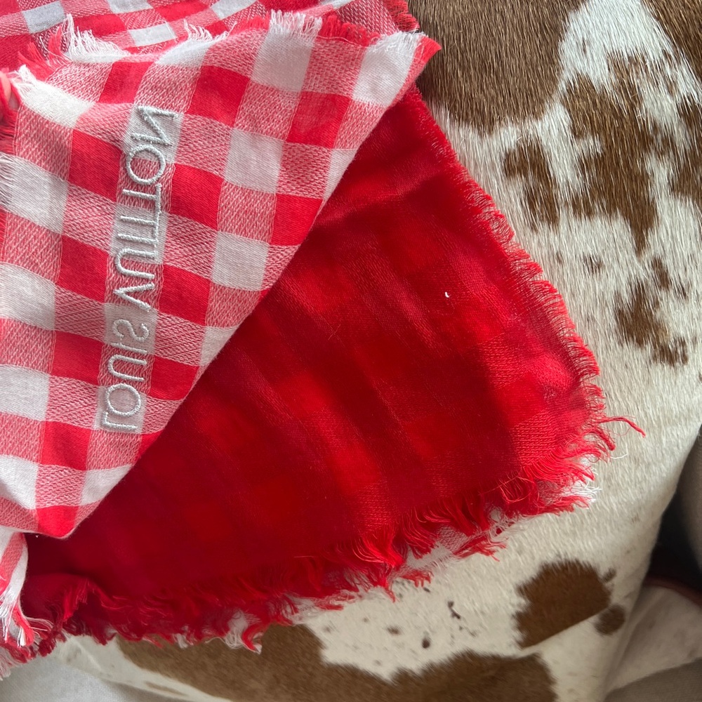 Louis Vuitton Red Checkered Scarf - Picture 10 of 12